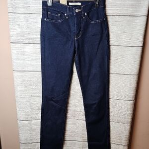 Levi's Women's Size 27 Short Dark Blue Straight Jeans